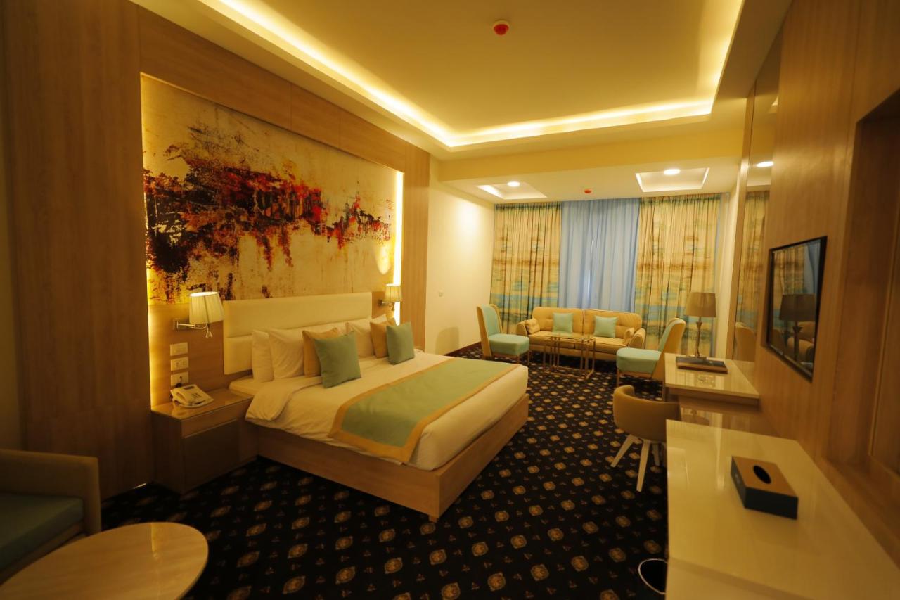 Tolip Gardens Hotel Káhira Exteriér fotografie A room at the hotel